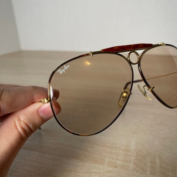 Vintage B&L Ray-Ban Bullet Hole Shooter Aviators Sunglasses Gradient Lenses - Picture 13 of 15
